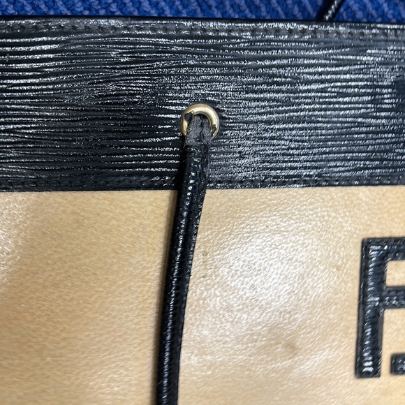 SUPER RARE VINTAGE 90s authentic LARGE Fendi embossed shopper tote OUTRAGEOUS - Picture 6 of 15